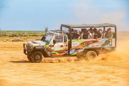 /book-tours/Curacao-Activities/Jeep-West-6.webp